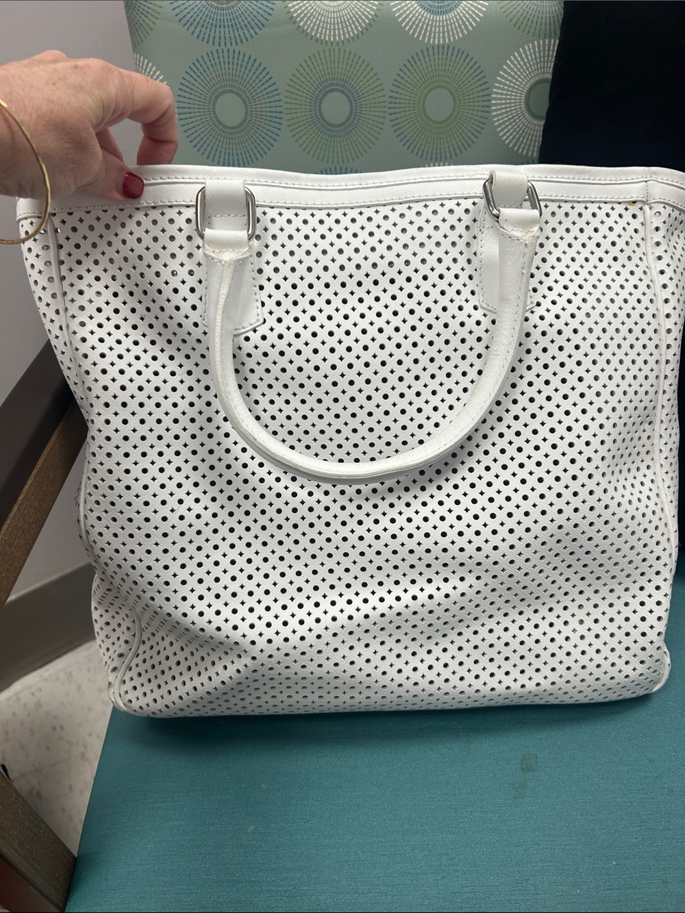 Innue Made in Italy White Leather Perforated Women's Tote Bag